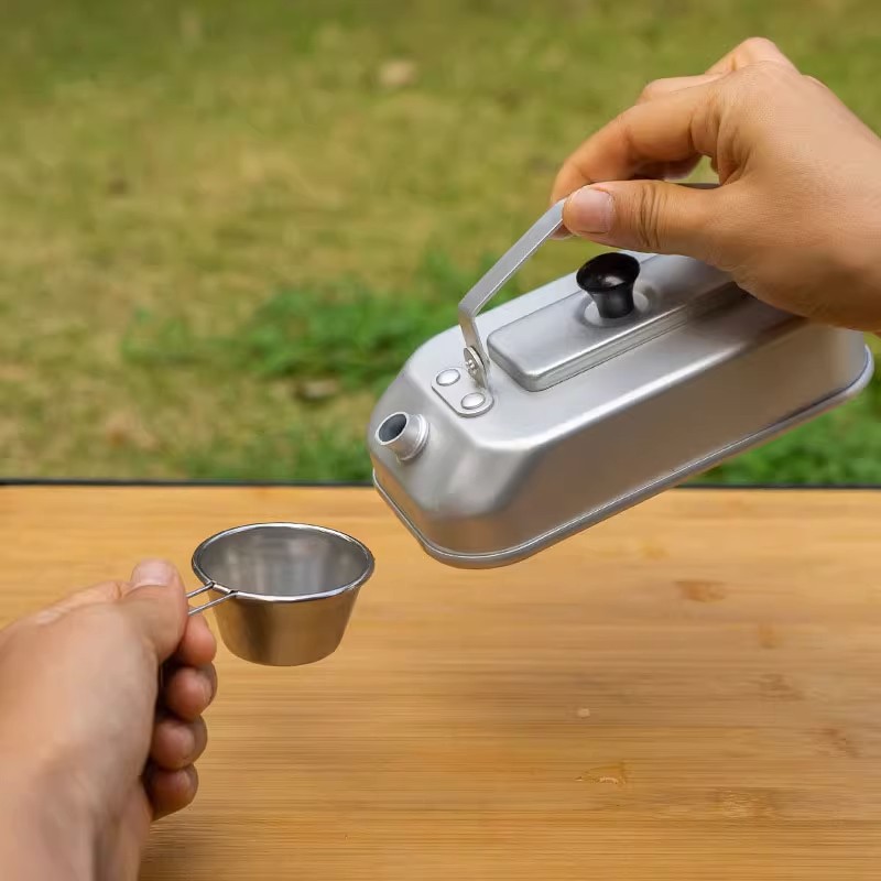 Bouilloire Portable Ultralégèr - Camping Cooking Cutlery Set avis et prix