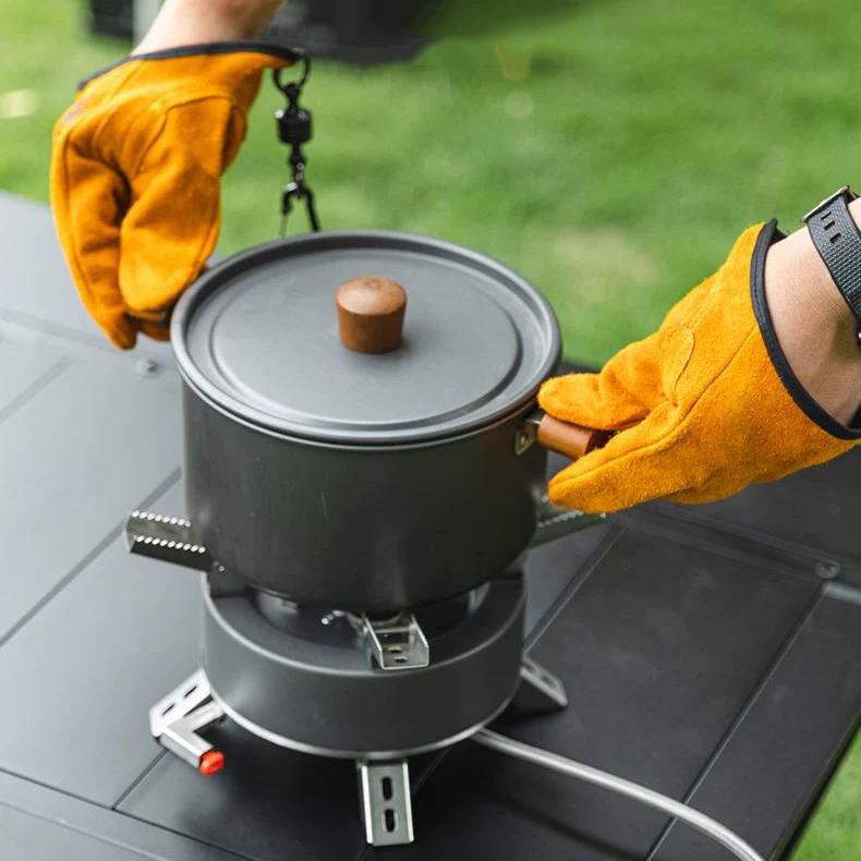 Gants de barbecue pour cuisine - Camping Cooking Essentials avis et prix