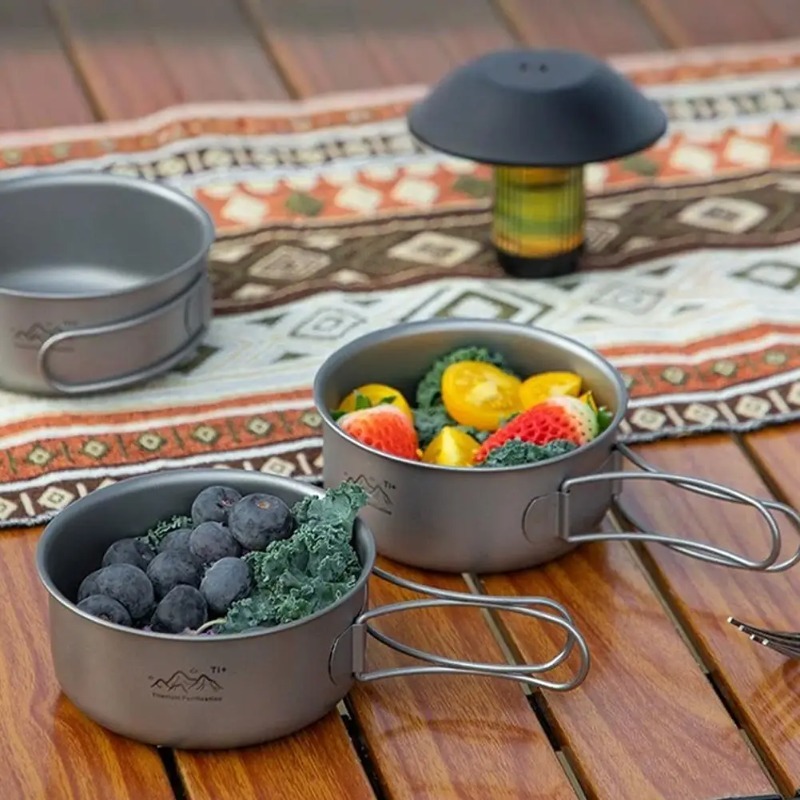 Pot de camping en titane ultra - Camping Cooking Noodles avis et prix